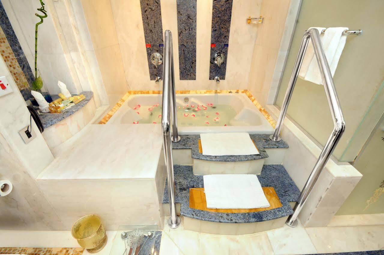 Ruve Al Madinah Hotel Medina Exterior photo